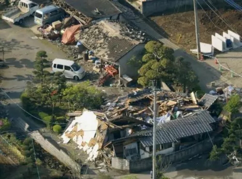 �ձ�����