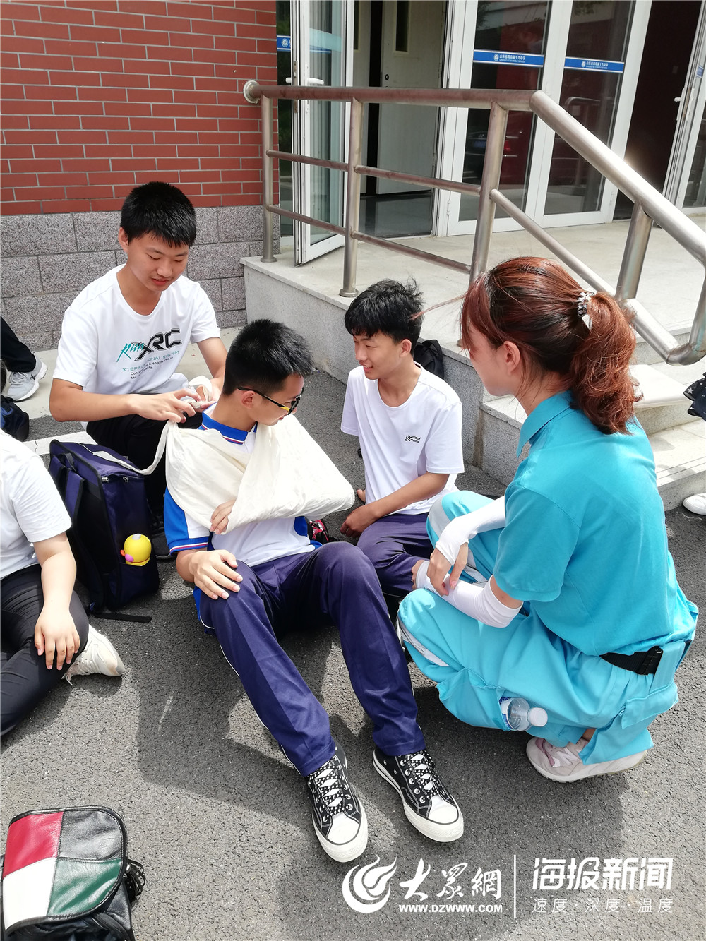 ���uʮ������У�����W(xu��)��(x��)����