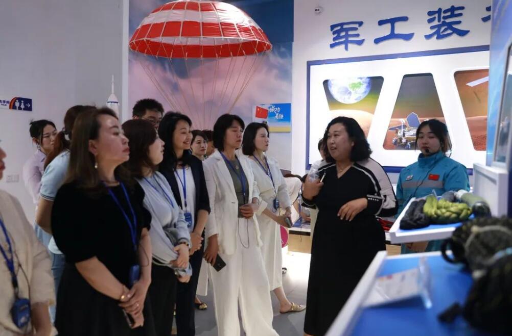 ���u�����ż��F(tu��n)